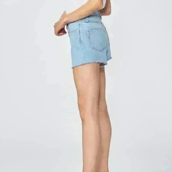 Paige Noella Cutoff Short Women's Color In As If Size 32. - Picture 4 of 11